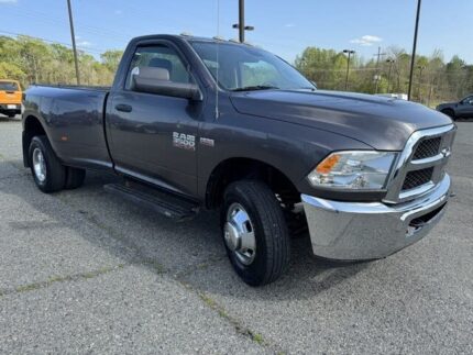 2016 RAM 3500 Tradesman LB DRW RWD